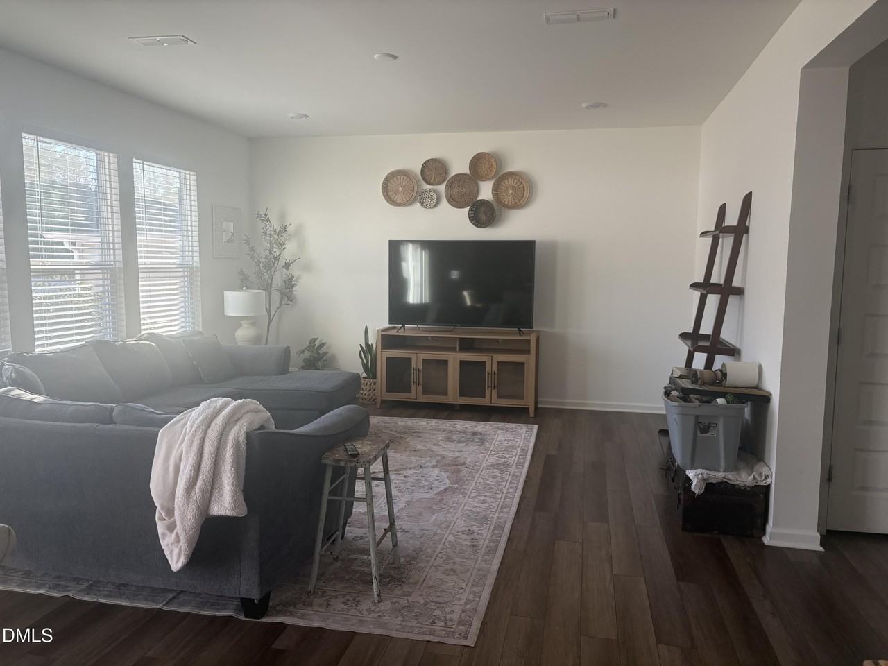 3371 Belterra Point Dr - Photo 3 of 8