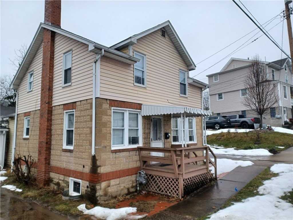 75 Nokomis Dr - Photo 2 of 15