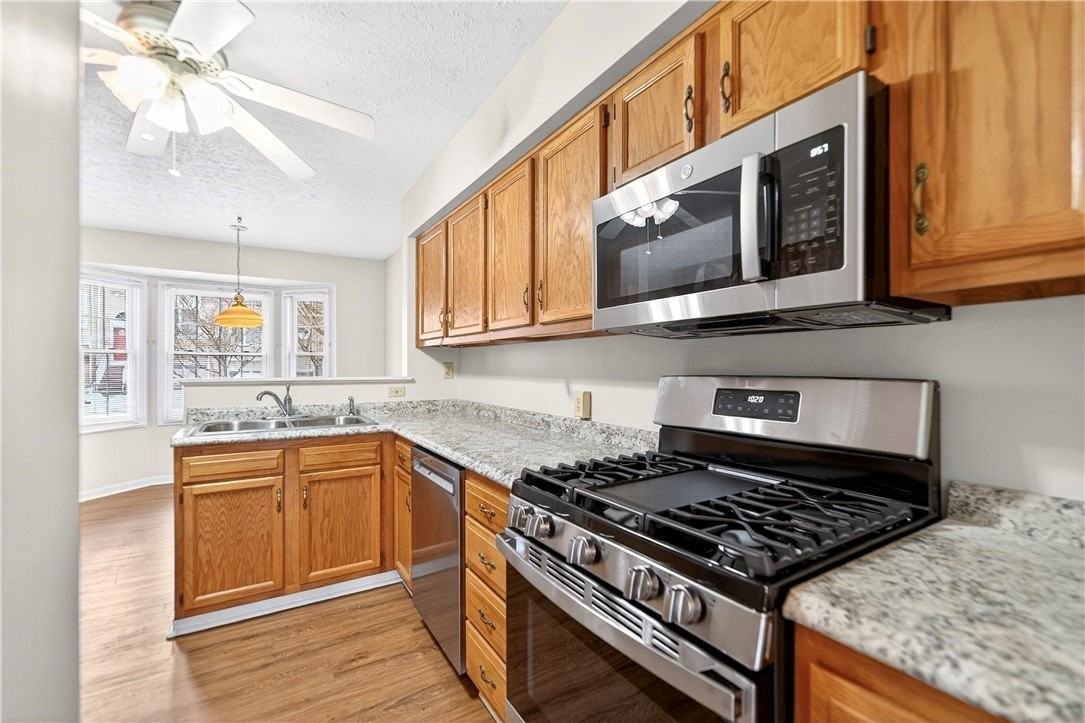 1214 Meadowbrook Dr - Photo 7 of 32