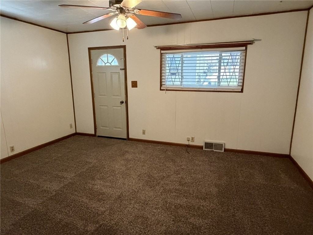 820 Main St - Photo 7 of 43