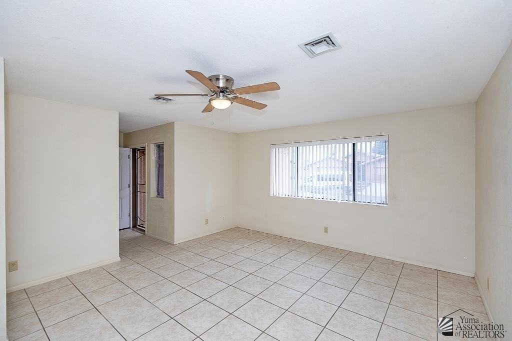 1319 S Pagent Ave - Photo 2 of 19