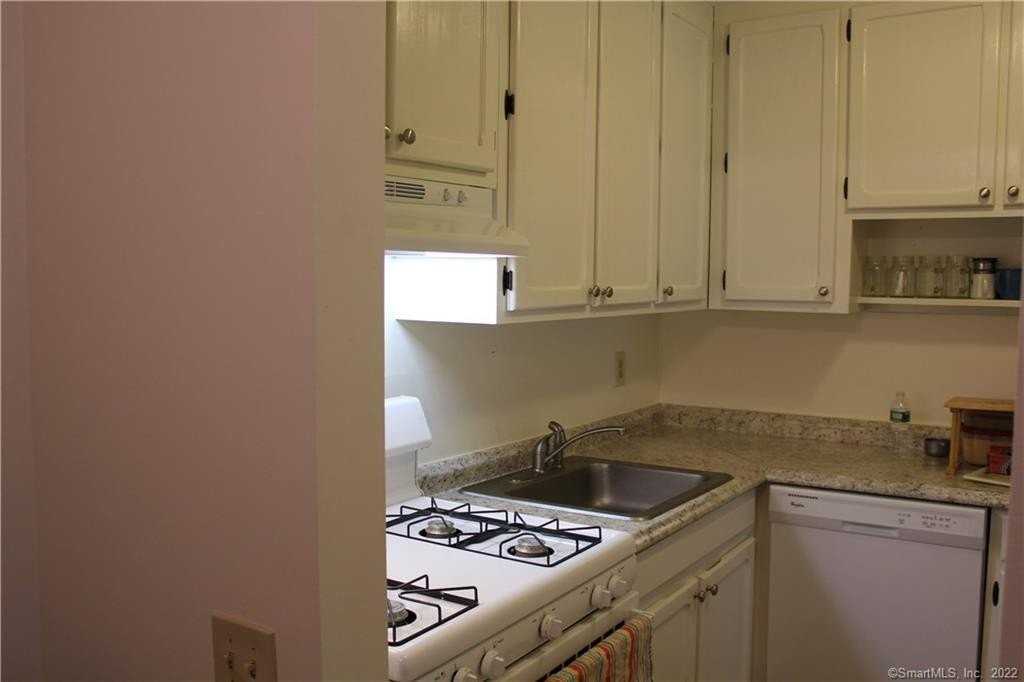 38 Olcott Way Unit 38 #38 - Photo 6 of 32