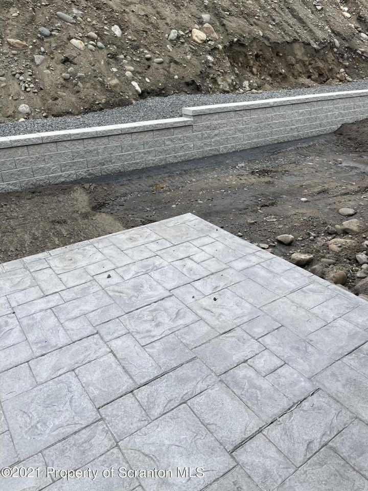 418 Felts St - Photo 3 of 9