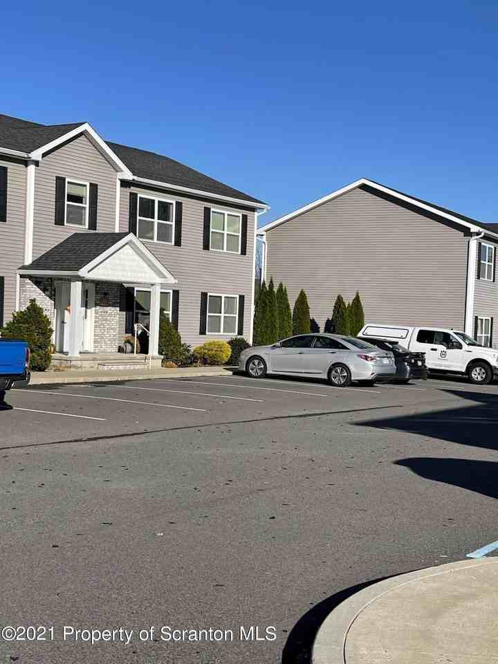 967 Ash St - Photo 6 of 7