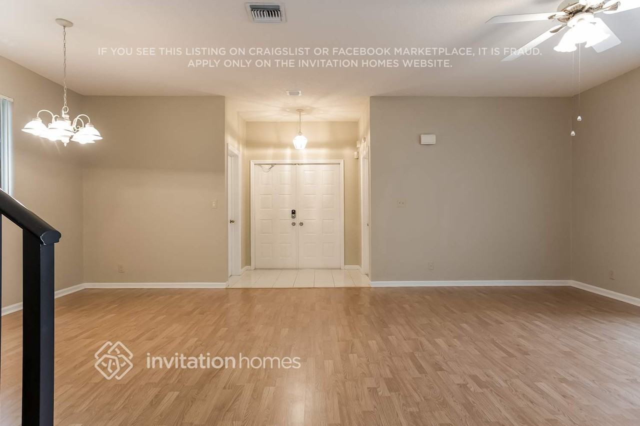 4173 Nw 6th St - Photo 4 of 16