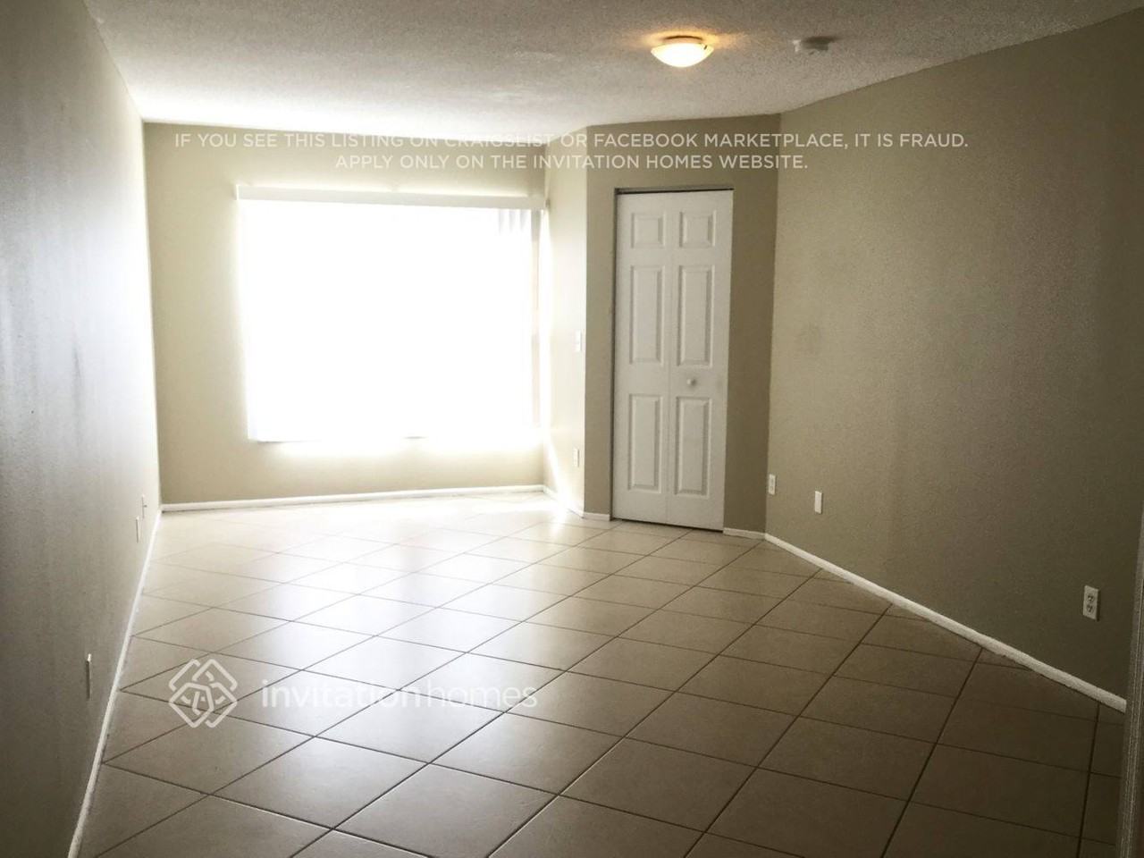 5657 25th Street Cir E - Photo 6 of 12