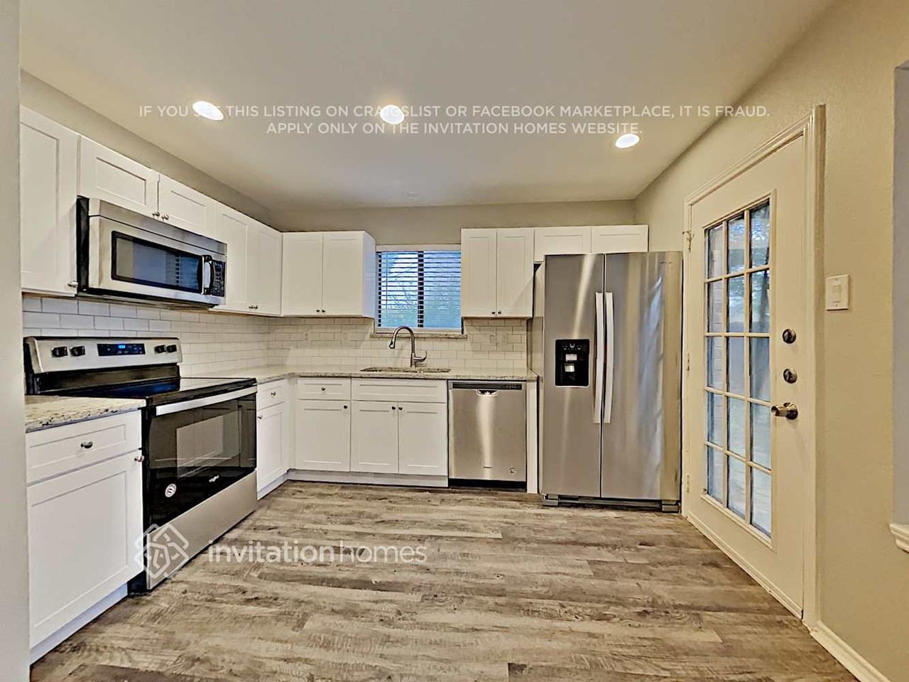 2707 Fountainview Dr - Photo 7 of 16