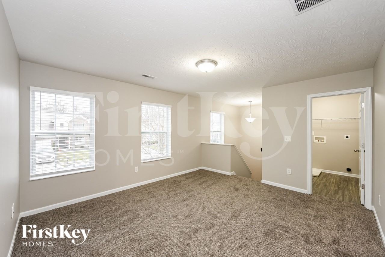 3478 Hickory Ln - Photo 6 of 19