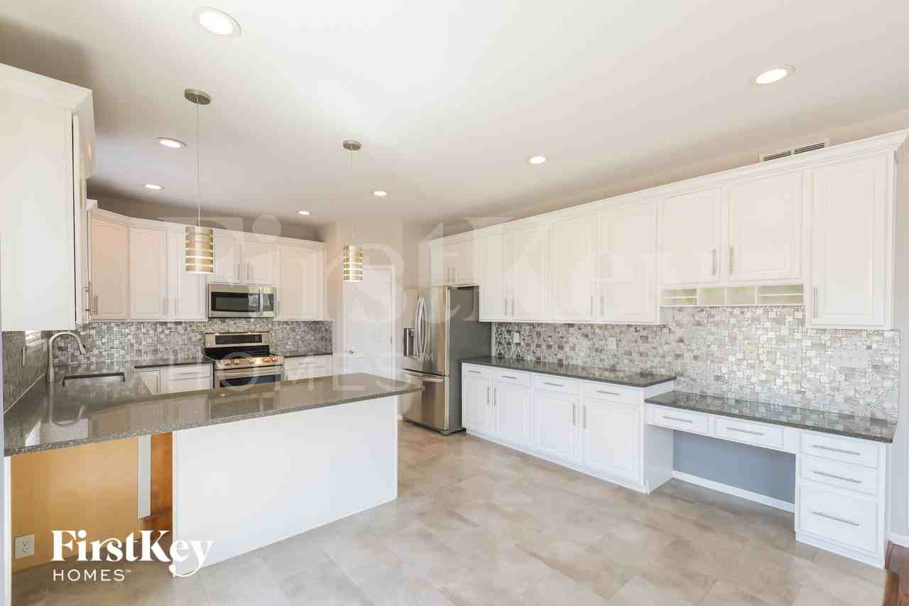 4886 Mt Massive Dr - Photo 7 of 15