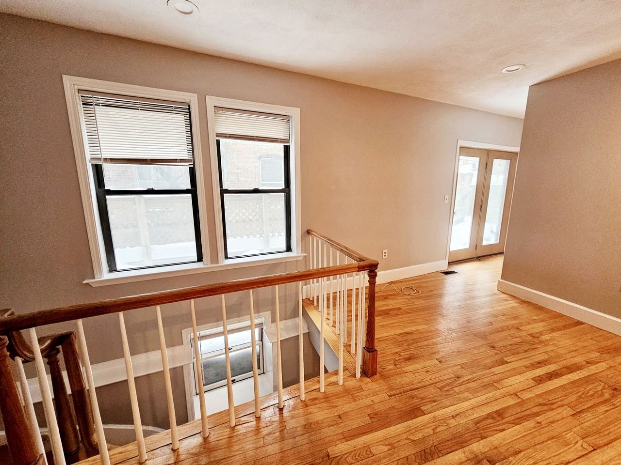 37 Sheafe St #8 - Photo 6 of 8