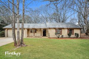 featured image of 135 Lazy Hollow Ln