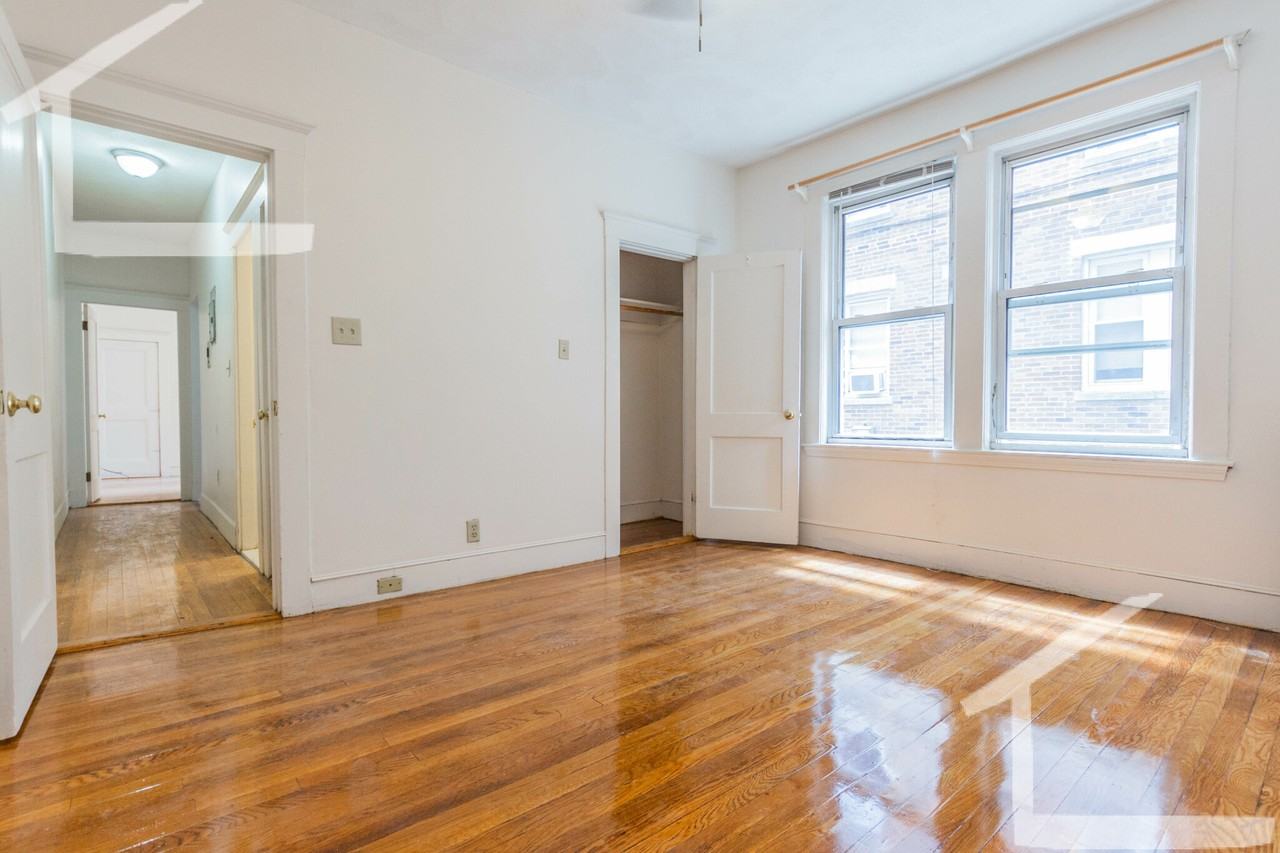 Scottfield Rd. & Comm Ave. #4 - Photo 3 of 4