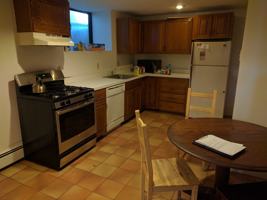 featured image of 132 Chiswick Rd #B