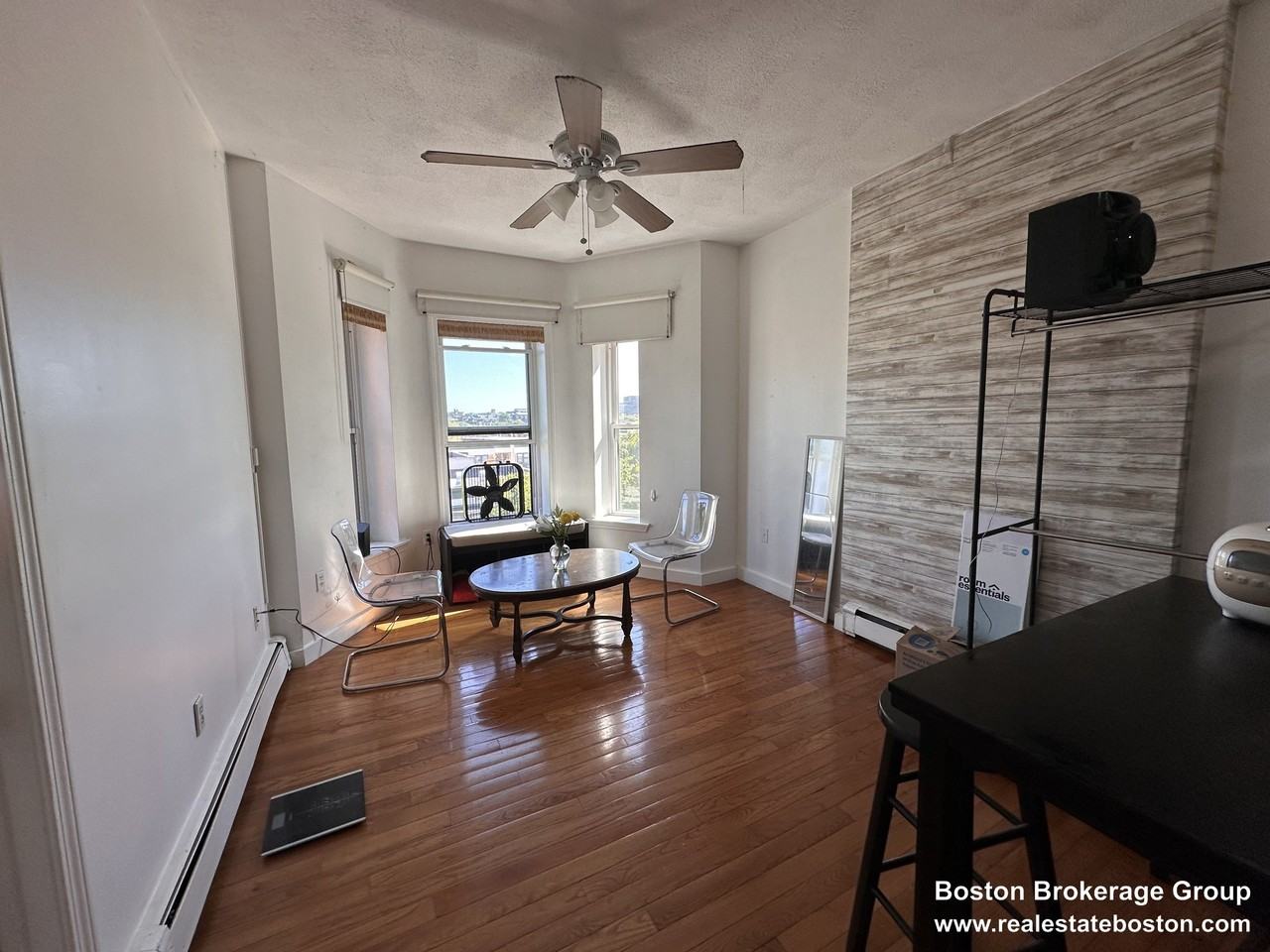 94 Hammond St #4 - Photo 3 of 7