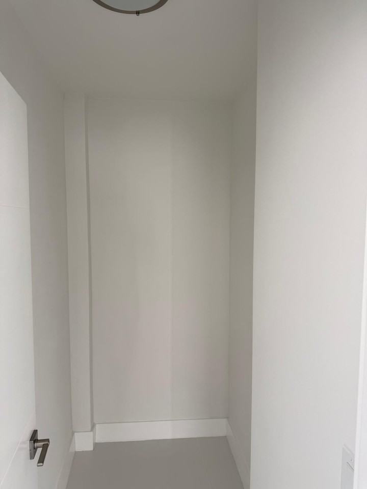 1947 71st St #11 - Photo 7 of 8