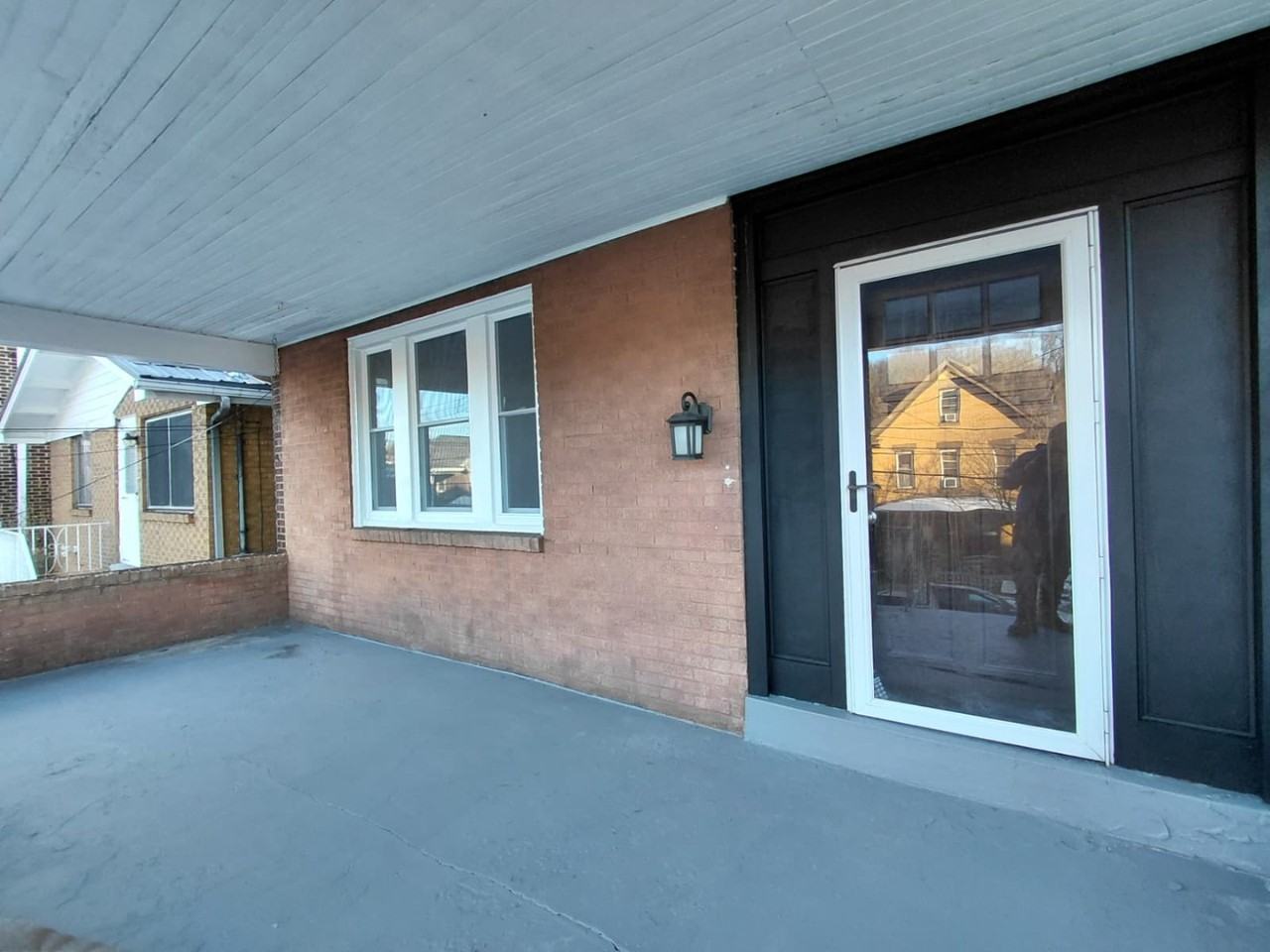 516 Halsey Ave - Photo 3 of 14