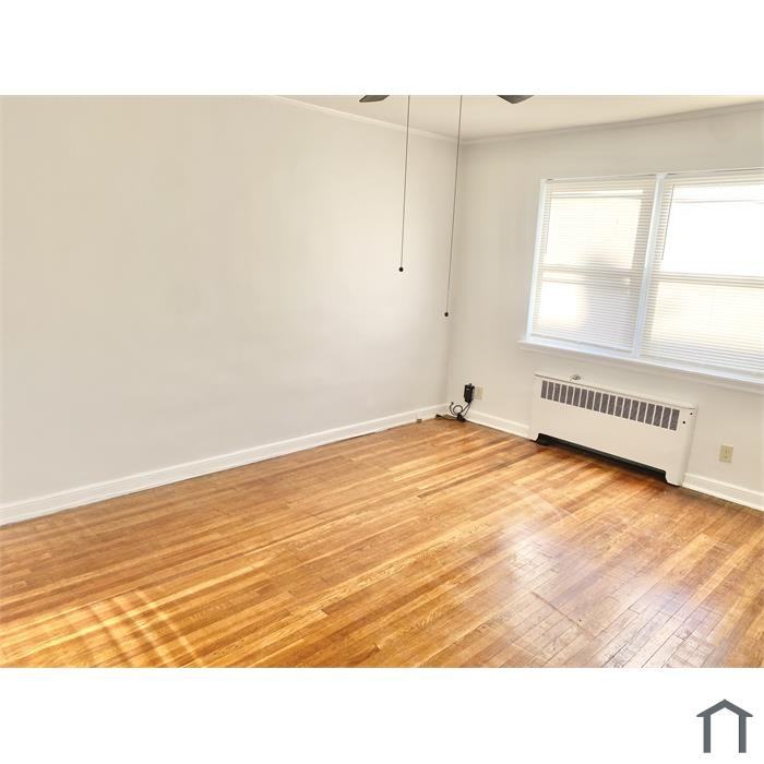 6911 Oakland Street - Photo 4 of 6