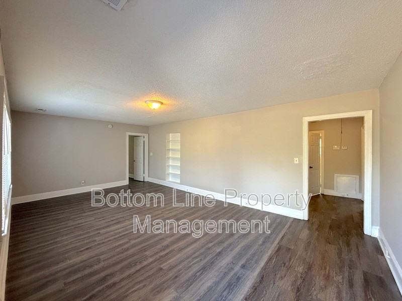 8322 Viola Dr - Photo 4 of 16