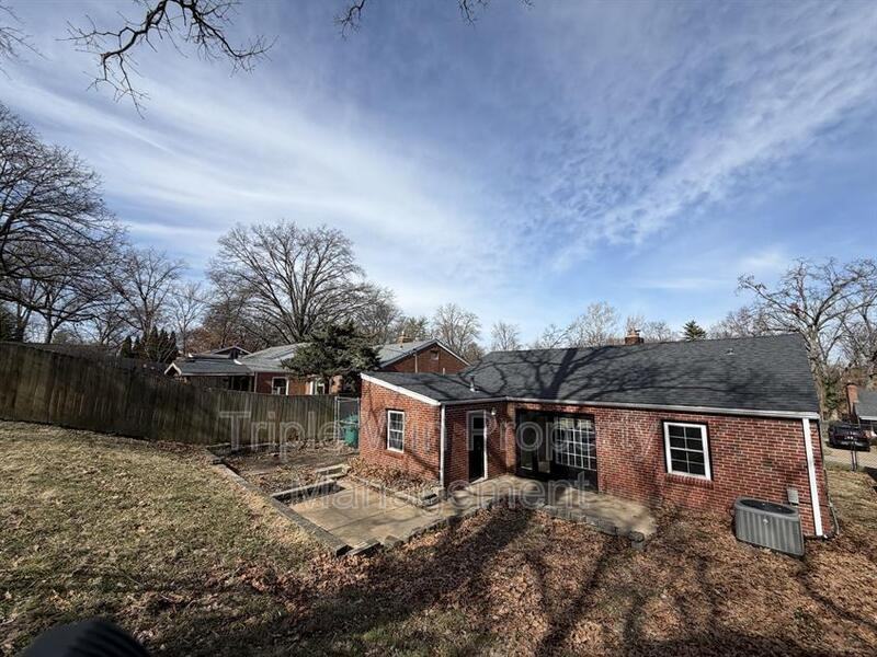 8652 White Ave - Photo 6 of 24