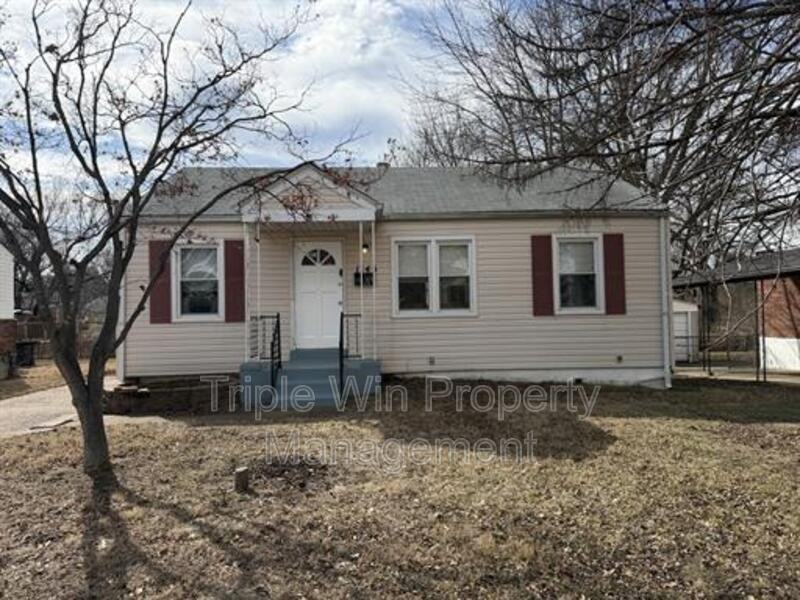 1145 Saint Matthew Dr - Photo 2 of 30