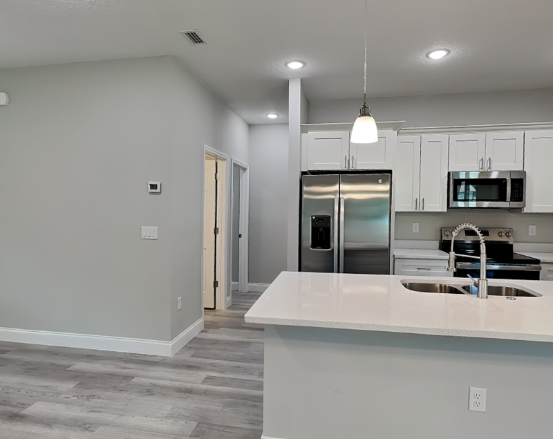 11581 N Kenlake Cir - Photo 3 of 20