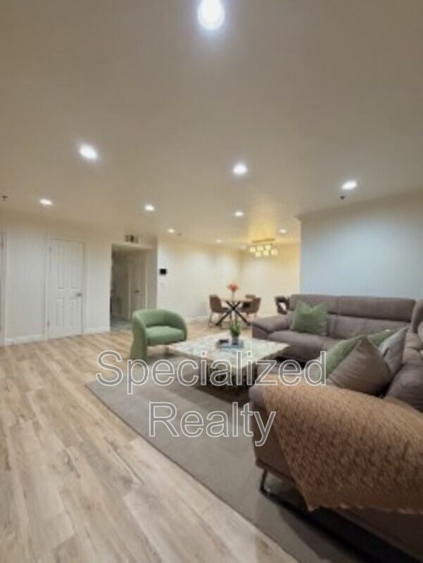 1020 Davis Ave #101 - Photo 2 of 12