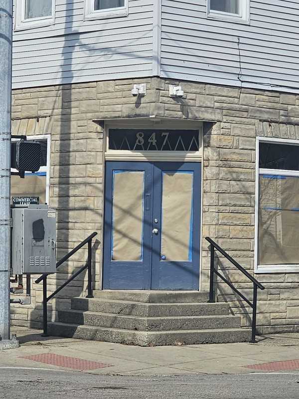 847 Central Ave - Photo 2 of 16