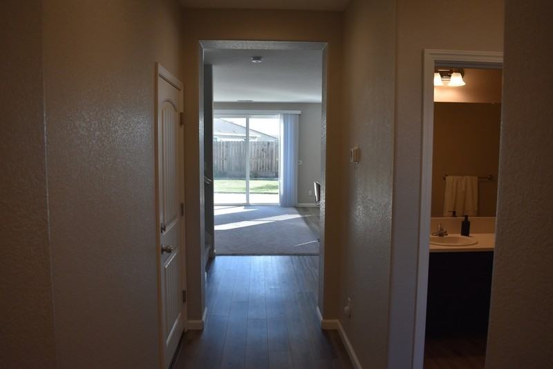 652 Marybelle Dr - Photo 5 of 44