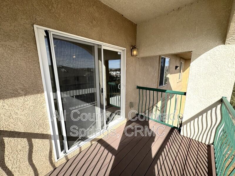 3081 Mandalay Grv #9 - Photo 6 of 23