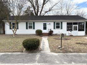 504 Juniper St - Photo 1 of 1