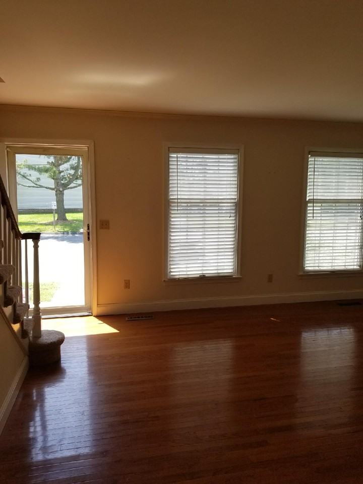 856 Beaglin Park Dr - Photo 3 of 15