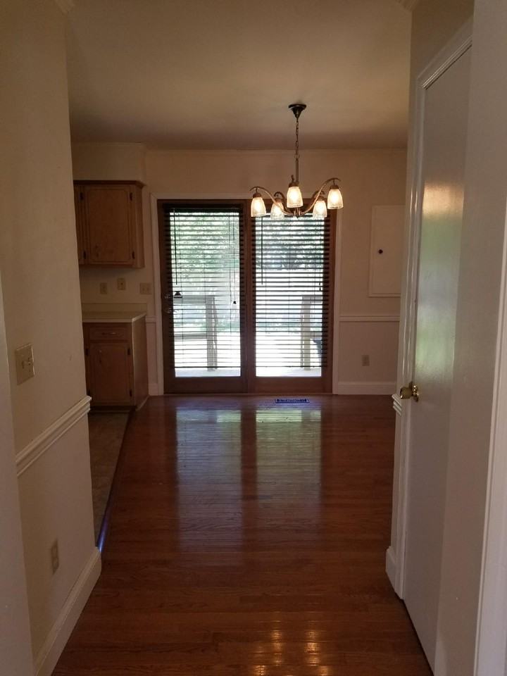 856 Beaglin Park Dr - Photo 4 of 15