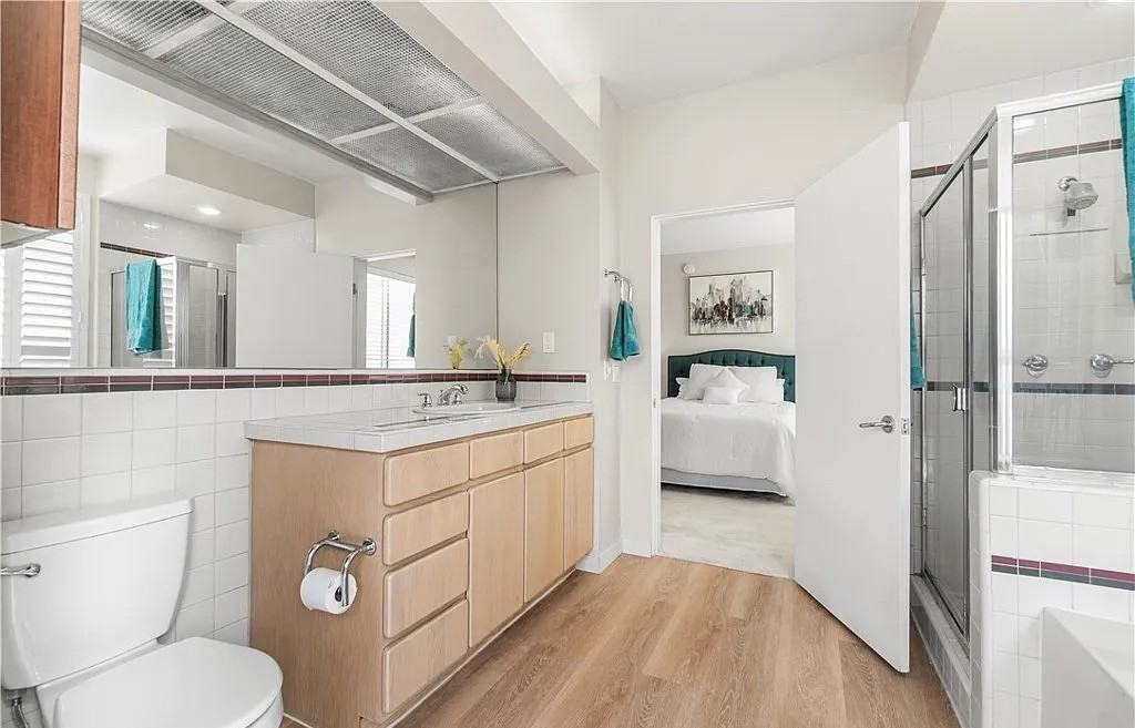 1927 Glendon Ave - Photo 6 of 7