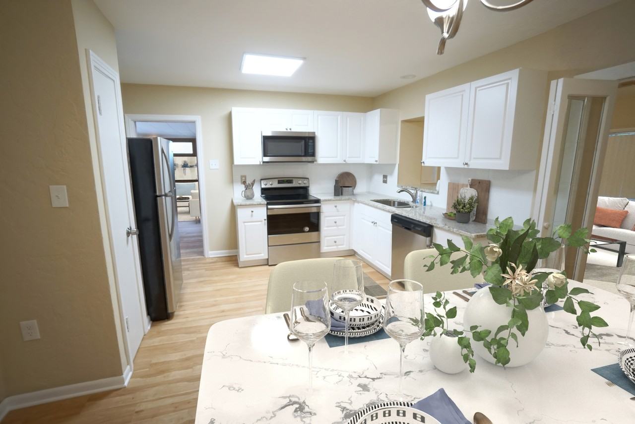 1424 E Park Cir - Photo 4 of 28