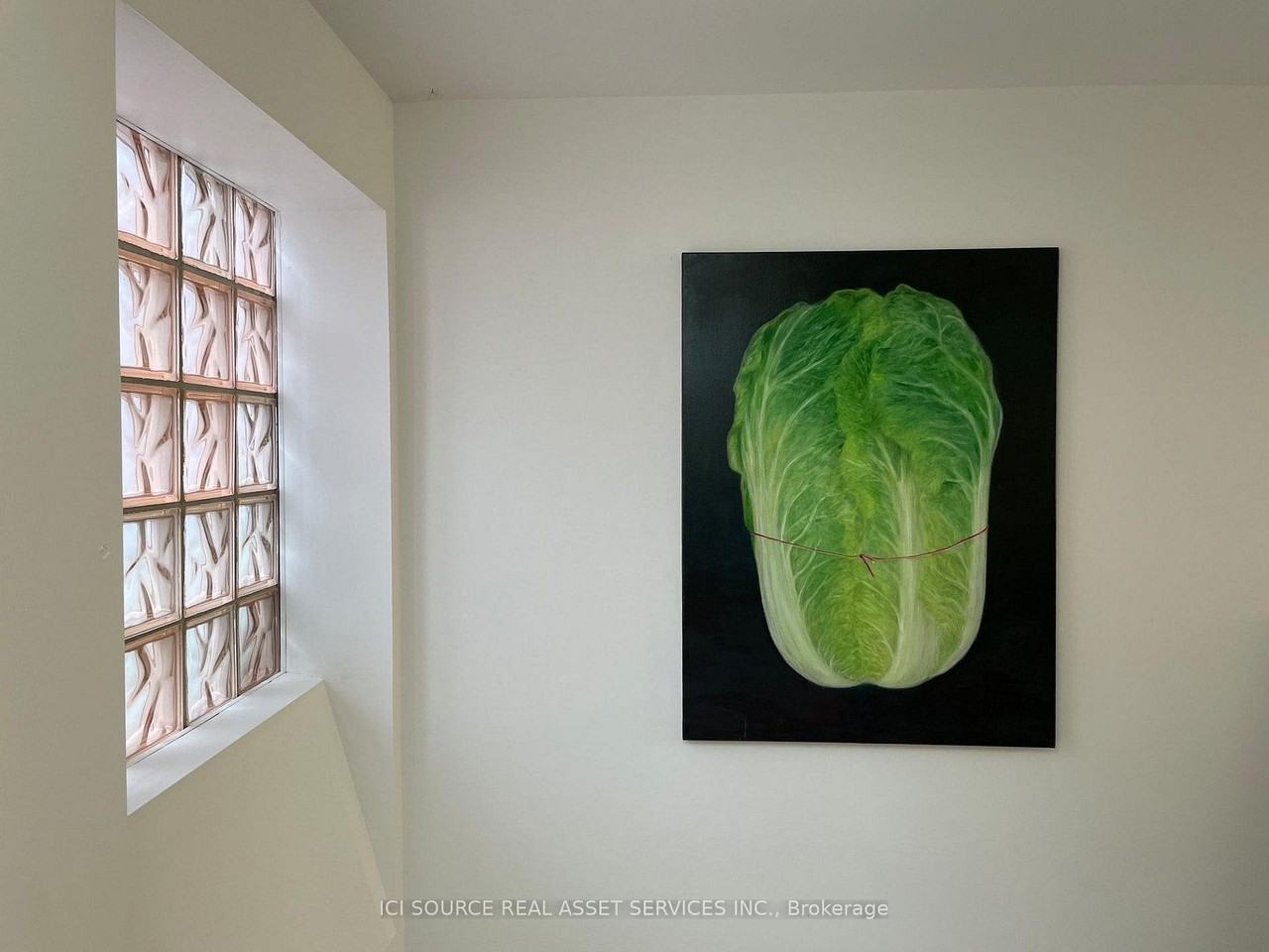 60 Beverley Street - Photo 4 of 11