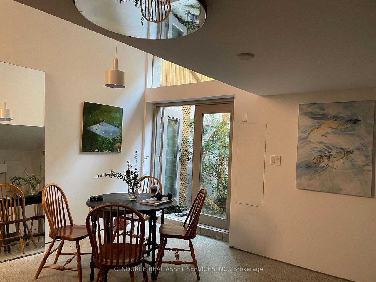 60 Beverley Street - Photo 6 of 11