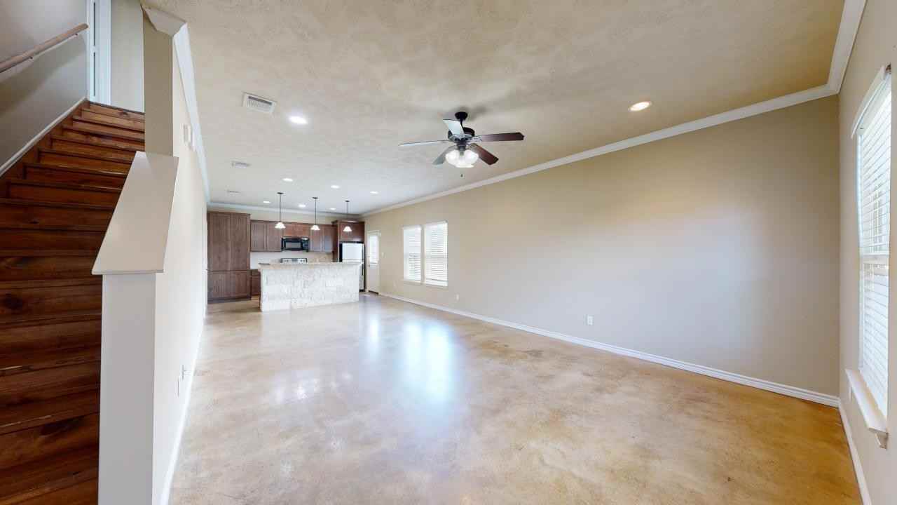 3403 Cullen Trl - Photo 2 of 39