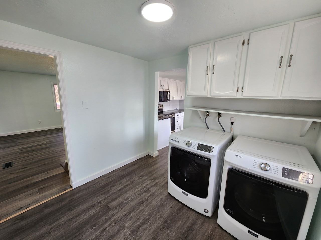 1378 Ne - Photo 4 of 33