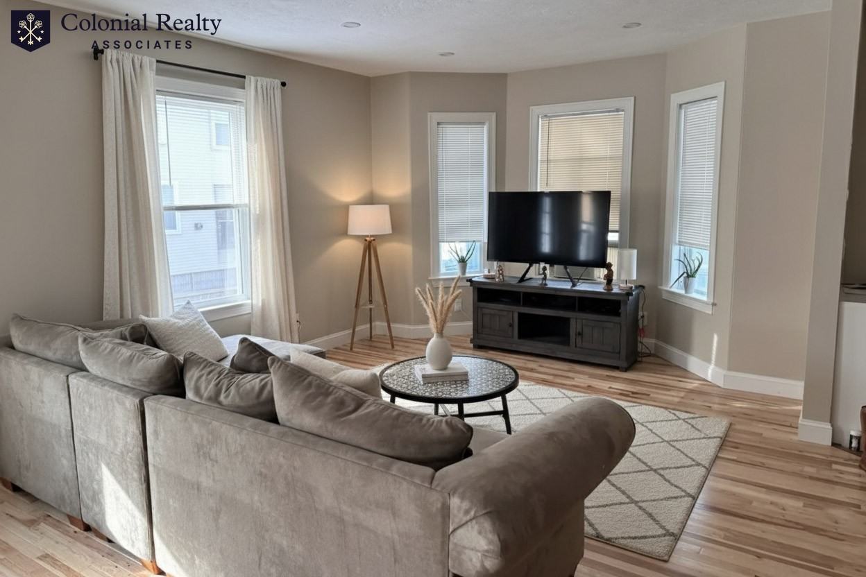 14 Lincoln St - Photo 4 of 9