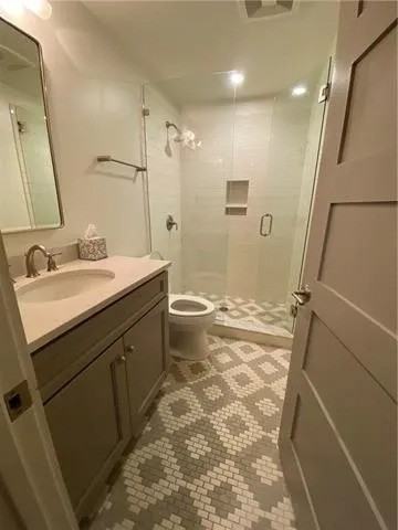 1215 Louisiana Ave - Photo 5 of 7