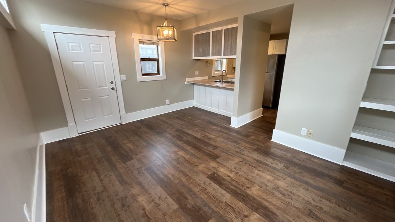 410 E Dale St #A - Photo 3 of 9