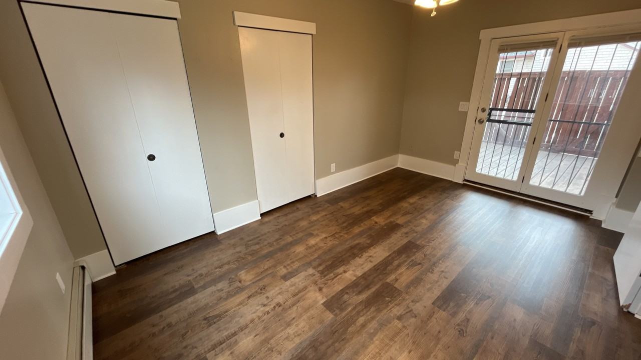 410 E Dale St #A - Photo 6 of 9