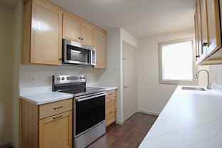 2113 E Oak St - Photo 1 of 1