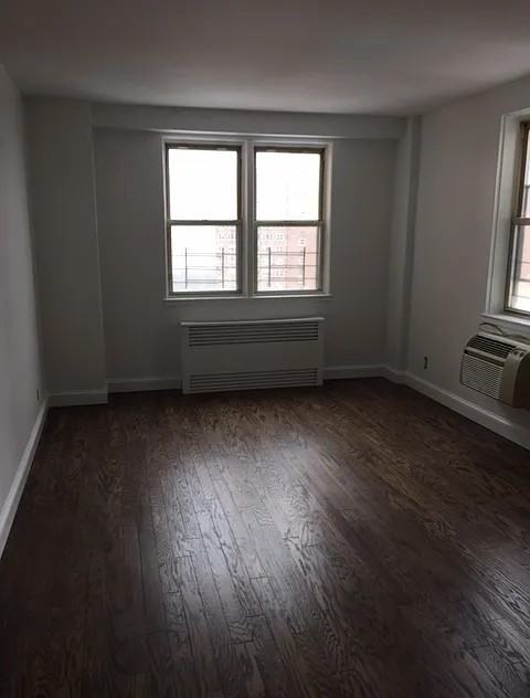 5800 Arlington Ave #18A - Photo 4 of 9