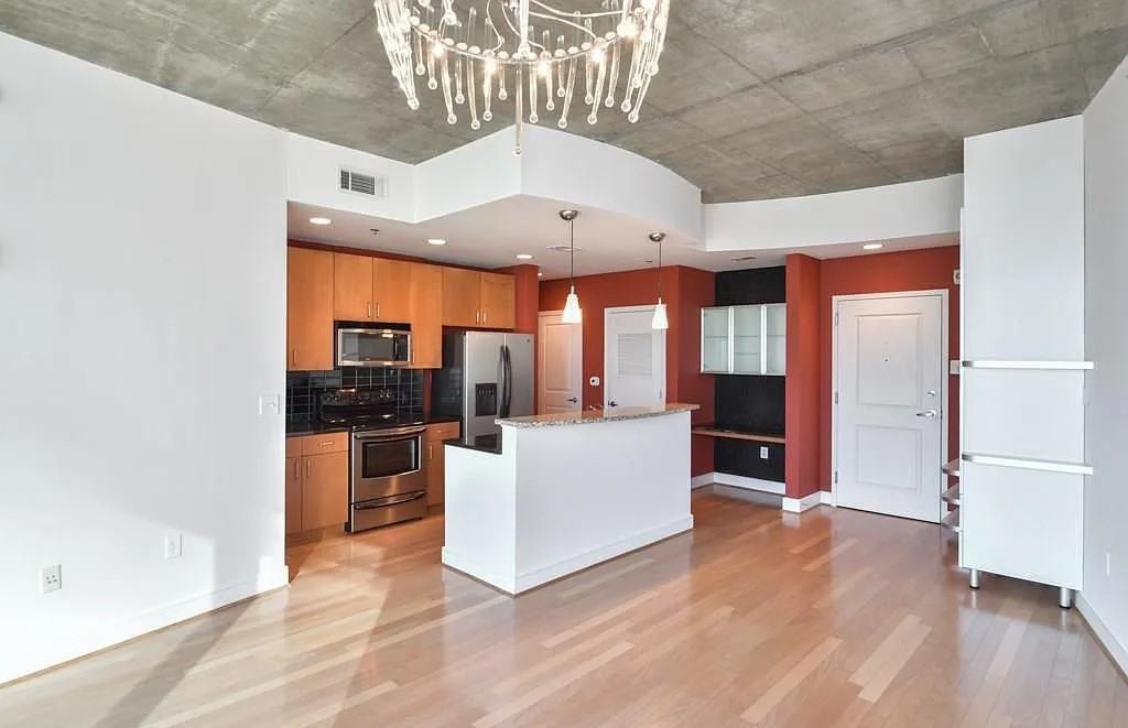 12555 Oaks North Dr #207 - Photo 5 of 17