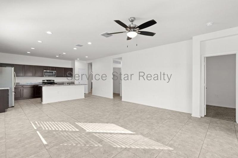 24903 N 183rd Dr - Photo 2 of 23