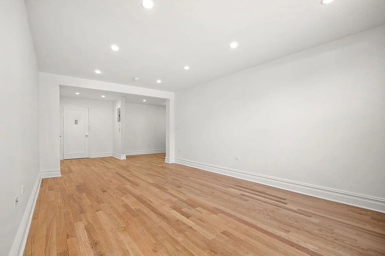 9725 64th Ave #D7 - Photo 2 of 7