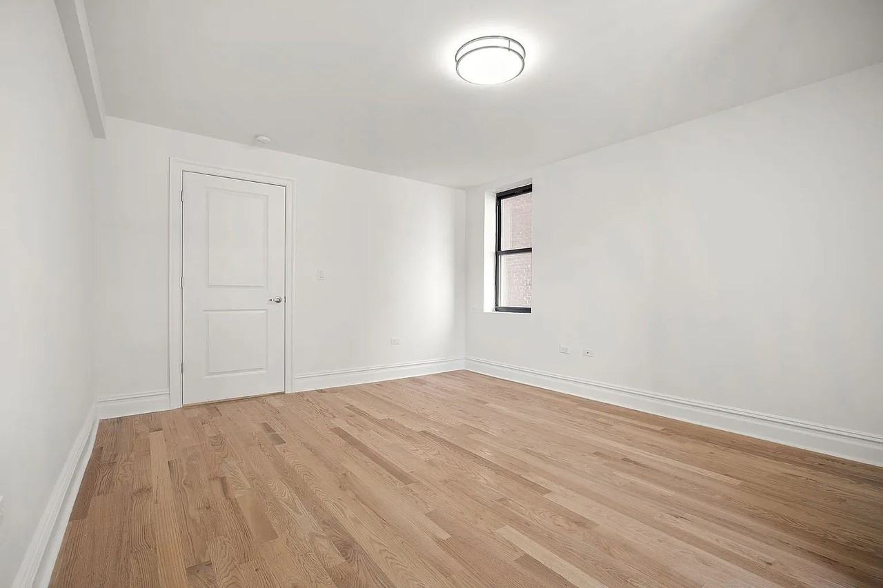 9725 64th Ave #D7 - Photo 7 of 7