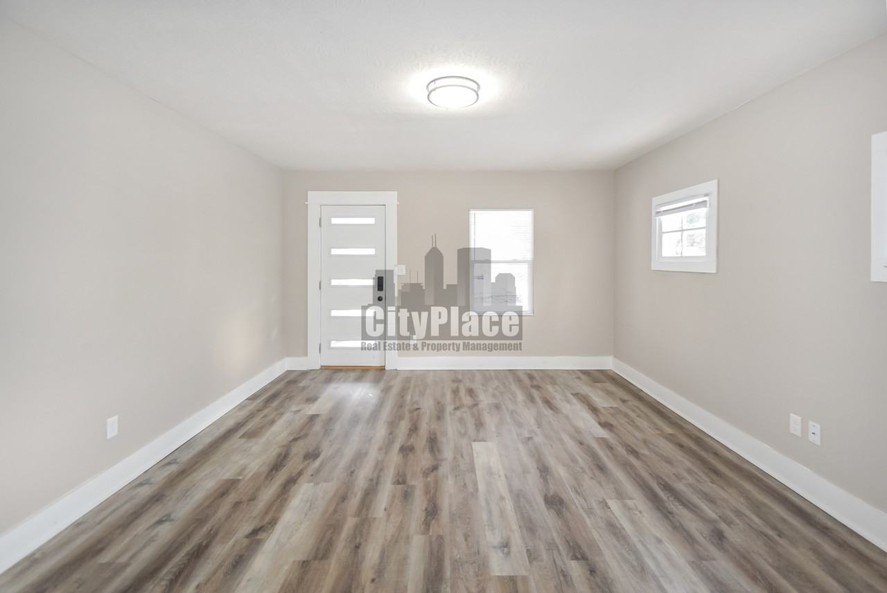 3110 Guilford Ave - Photo 6 of 24