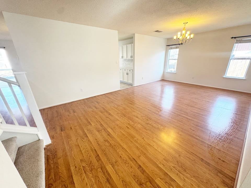 2105 Zeppelin Drive - Photo 4 of 50